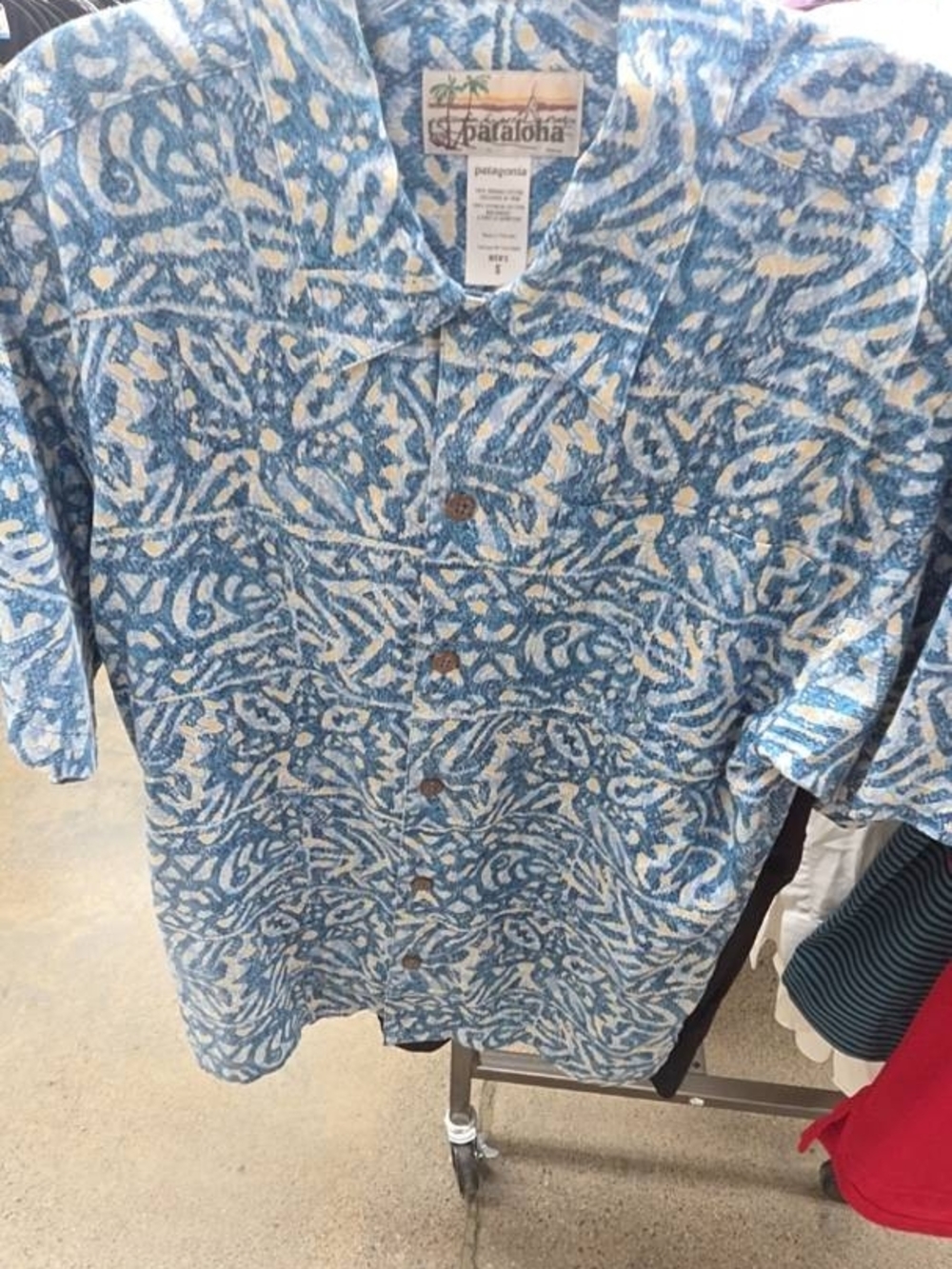 Patagonia Blue and White Floral Print Button-Down Shirt
